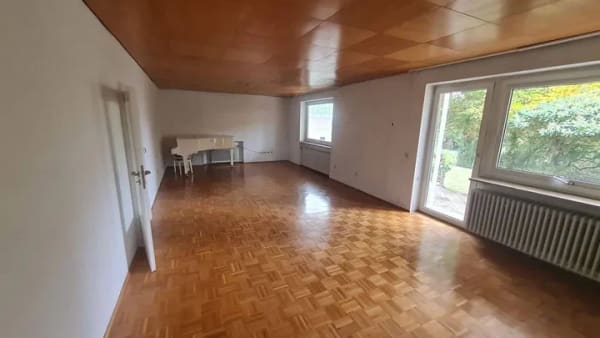 Immobilie in Kalchreuth - Gepflegtes 2-3 Familienhaus in NÜRNBERG-Kalchreuth - komplett BEZUGSFREI - Bild 4