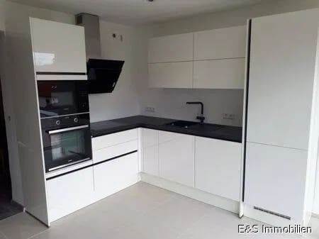 Immobilie in Söhrewald - Attraktives Zweifamilienhaus in Söhrewald - modernisierte Erdgeschosswohnung & vermietetes DG - Bild 2