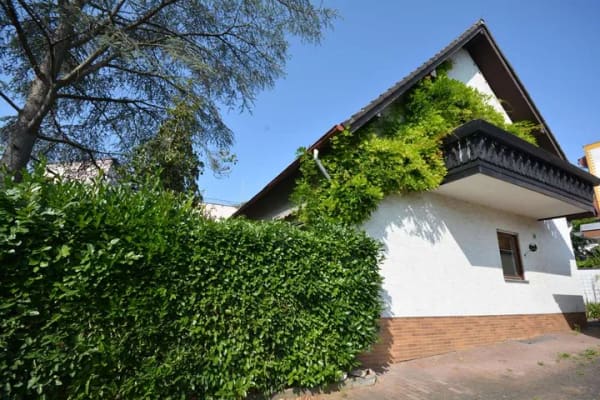 Immobilie in Osthofen - Wohlfühlhaus mit Charme, familienfreundliches Zuhause mit sonnigem Garten und viel Potenzial - Bild 1