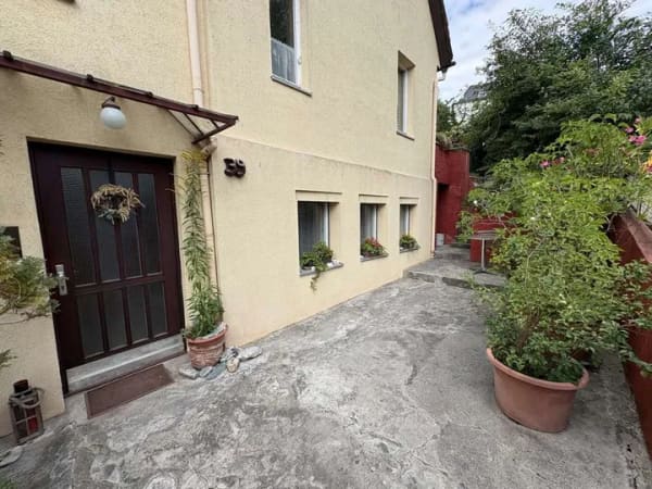 Immobilie in Heidenheim an der Brenz - Doppelhaushälfte in Heidenheim – Wohnen in zentraler Lage mit viel Potenzial ! - Bild 0