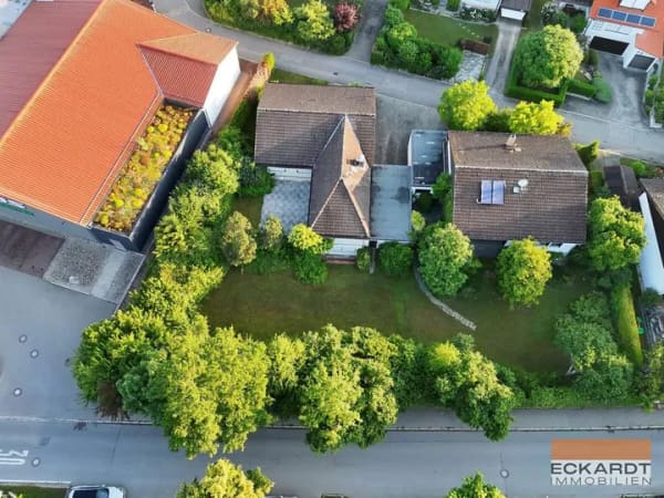 Immobilie in Immenstaad am Bodensee - Haus mit viel Potenzial - auf großem Grundstück in ruhiger Ortslage - Bild 0