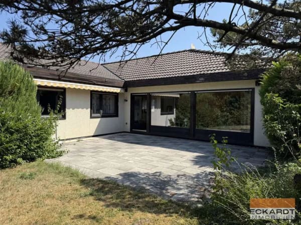 Immobilie in Immenstaad am Bodensee - Haus mit viel Potenzial - auf großem Grundstück in ruhiger Ortslage - Bild 4