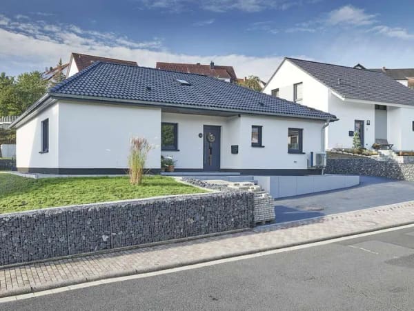 Immobilie in Tiefenthal - Sicher, massiv, preiswert: Neubau-Bungalow inkl. Keller  in Tiefenthal! - Bild 2
