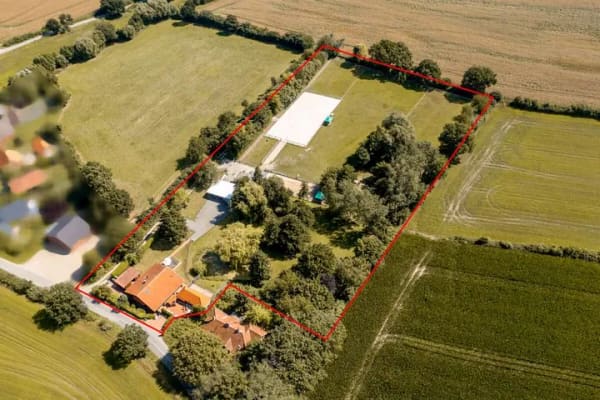 Immobilie in Schashagen - Besonderes Reiteranwesen in malerischer Naturkulisse nahe der Ostsee - Bild 1