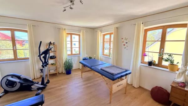Immobilie in Holzgünz - Liebhaberobjekt mit über 120 Jahren Geschichte -  Denkmalschutz- komplett Kernsaniert - Bild 3