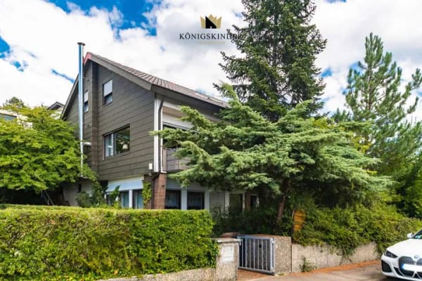 Immobilie in Auenwald - Auenwald: Großzügiges Mehrgenerationenhaus mit Einliegerwohnung & Ruhelage - Bild 0