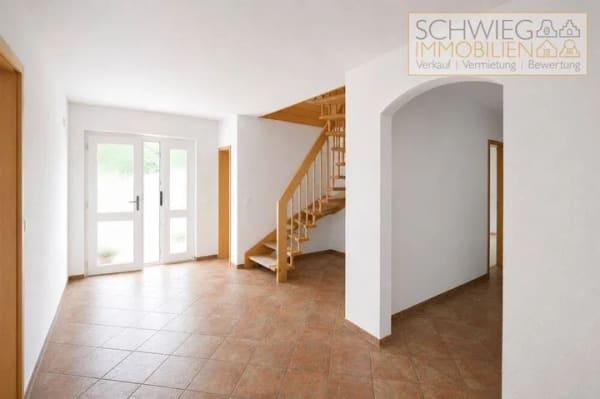 Immobilie in Turnow-Preilack - geräumiges Einfamilienhaus mit 8 Zimmern nahe Peitz - Bild 1