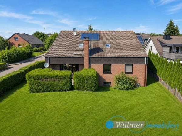 Immobilie in Hattorf am Harz - Zwei Wohnungen, viele Möglichkeiten - gepflegtes Zweifamilienhaus mit großem Garten in Hattorf - Bild 2