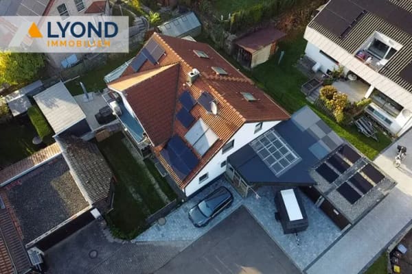 Immobilie in Altenriet - Eine großzügige Wohnung mit Garten, PV Anlage, 2 Garagen, Grundstück und EInliegerwohnung! - Bild 0