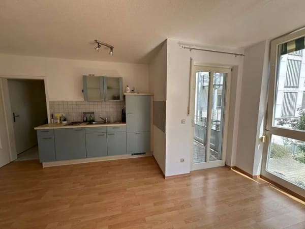 Immobilie in Burghausen - 1-Zimmer-Appartement in zentraler Lage von Burghausen mit TG-Stellplatz - Bild 1