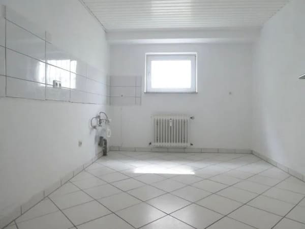 Immobilie in Reichelsheim - Viel Platz und naturnahes Wohnen: Souterrainwohnung mit Garten und Außenstellplatz! - Bild 4