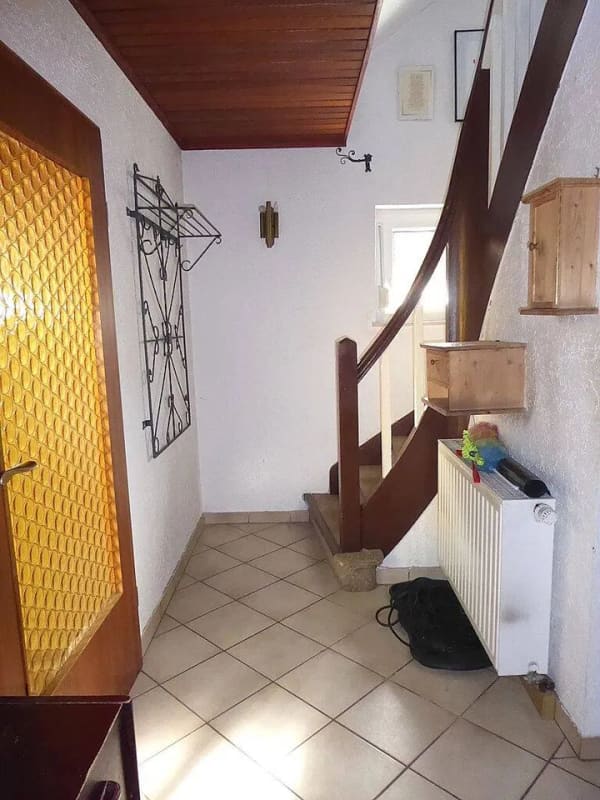 Immobilie in Kirchenlamitz - Klein, aber mein! Solide Doppelhaushälfte mit Potenzial in ruhiger Lage von Kirchenlamitz - Bild 4