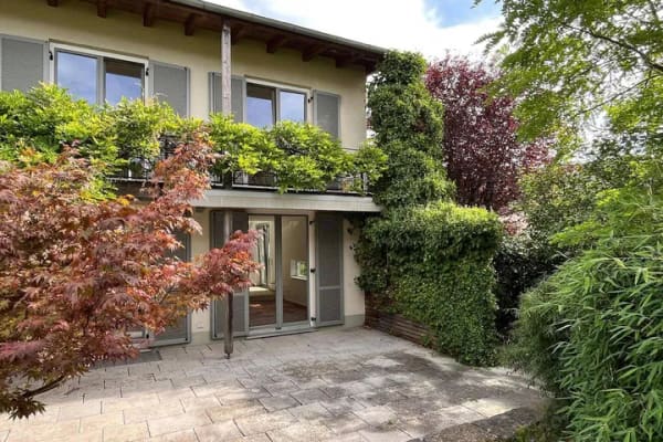 Immobilie in Utting am Ammersee - AIGNER - Großzügige Doppelhaushälfte mit uneinsehbarem Gartenparadies in Utting - Bild 0