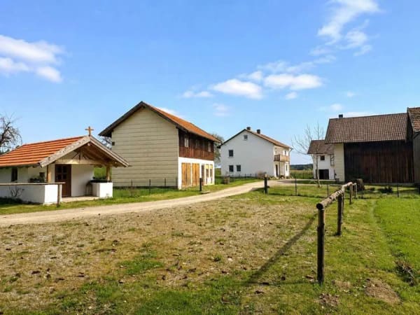 Immobilie in Egglham - Sacherl/Bauernhof in absoluter Alleinlage am Waldrand - Bild 3