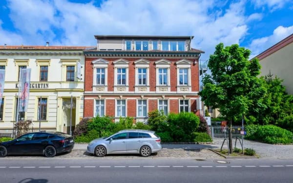 Immobilie in Bernau - Heinze-Immobilien(IVD): Gründerzeithaus mit Potential zum Umbau im Bernauer Stadtzentrum - Bild 0