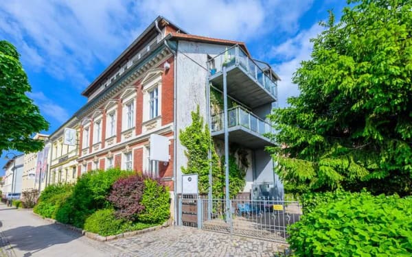 Immobilie in Bernau - Heinze-Immobilien(IVD): Gründerzeithaus mit Potential zum Umbau im Bernauer Stadtzentrum - Bild 1