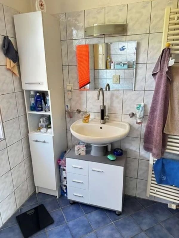 Immobilie in Heckenbach - Wohnen auf einer Ebene - gepflegter Bungalow mit PV-Anlage und großzügigem Grundstück in Blasweiler - Bild 3
