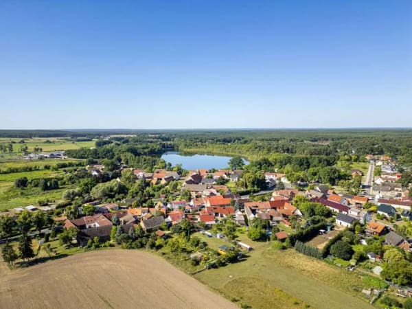 Immobilie in Nuthe-Urstromtal - Dreiseitenhof in Dobbrikow mit viel Ausbaupotential - Bild 1