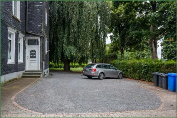 Immobilie in Wermelskirchen - Wohnensemble mit 5 Wohneinheiten- teilweise vermietet -Kapitalanlage- Wermelskirchen - Bild 4