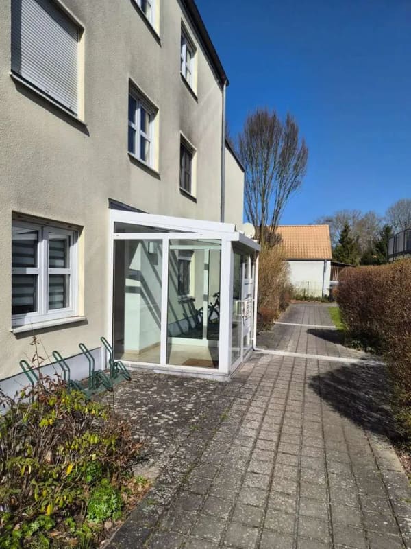 Immobilie in Schöneiche bei Berlin - Zwei-Zimmerwohnung in Schöneiche – ideal zum Selbstwohnen oder als attraktive Kapitalanlage! - Bild 2