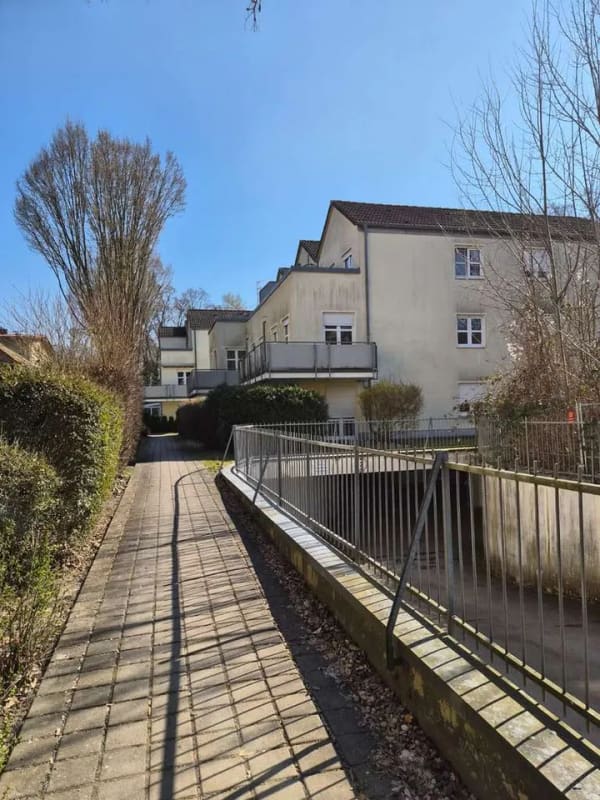 Immobilie in Schöneiche bei Berlin - Zwei-Zimmerwohnung in Schöneiche – ideal zum Selbstwohnen oder als attraktive Kapitalanlage! - Bild 4