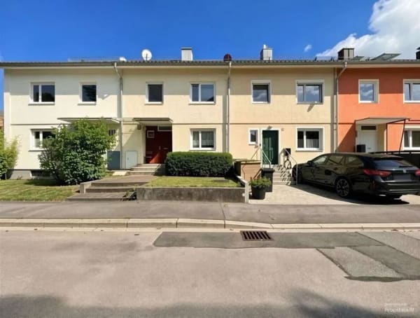 Immobilie in Weilheim in Oberbayern - Charmantes Reihenmittelhaus mit Garten in Weilheim in Oberbayern | Verkauf mit Nießbrauch - Bild 1