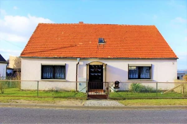 Immobilie in Althüttendorf - Bauernhofensemble mit Grimnitzsee-Panorama - Sanierungsobjekt mit Seltenheitswert  - Bild 0