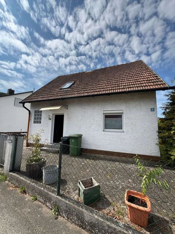 Immobilie in Zeitlarn - Gemütliches Einfamilienhaus mit Terrasse und Garten! - Bild 1