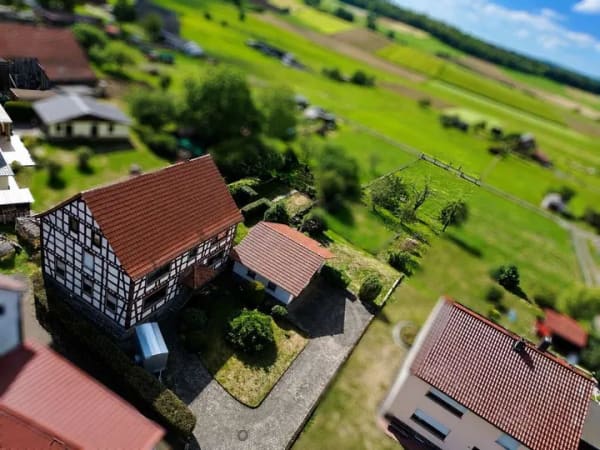 Immobilie in Romrod - Fachwerkcharme trifft großzügiges Grundstück - Bild 4