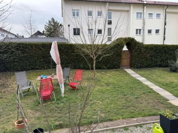 Immobilie in Fellbach - 3 Familienhaus mit Ausbaupotential - Bild 0