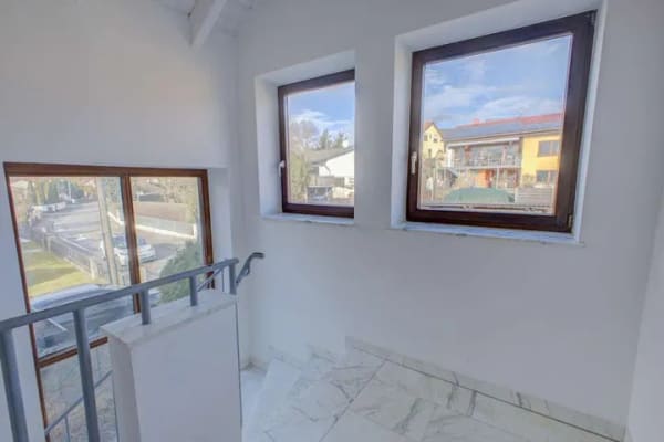 Immobilie in Pfaffenhofen an der Glonn - Einzigartige DG-Wohnung mit Garten in ruhiger Siedlungslage von Egenburg! - Bild 3