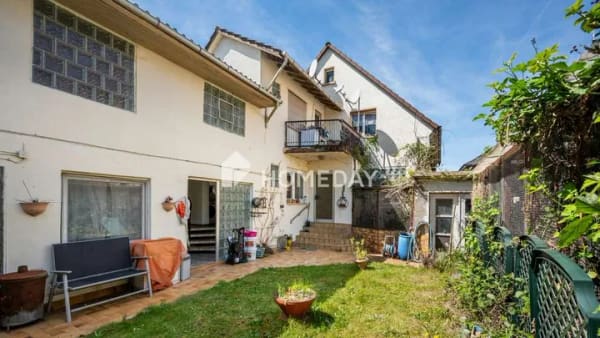 Immobilie in Graben-Neudorf - Sehr viel Platz für die Familie in Graben-Neudorf: 7 Zimmer, Garten, 2 Garagen + Baugrund-Potenzial - Bild 3