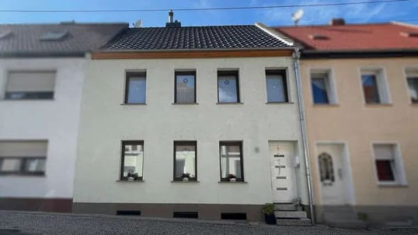 Immobilie in Nienburg (Saale) - entspannt Einziehen und Wohnen! - Bild 0