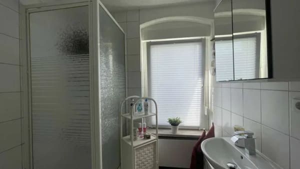 Immobilie in Nienburg (Saale) - entspannt Einziehen und Wohnen! - Bild 4
