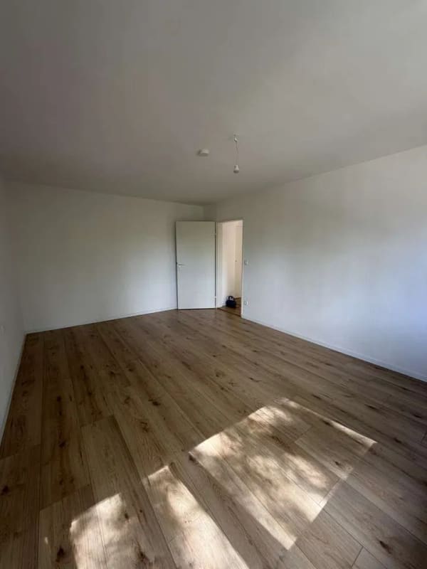Immobilie in Süßen - Attraktive und renovierte 1-Zimmer Wohnung in Süßen - leerstehend - Bild 1