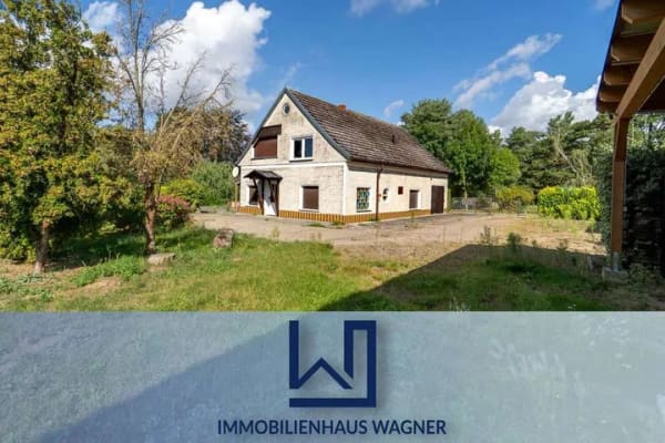 Immobilie in Meesiger - Großes Grundstück in Seenähe mit einem großen Bestandshaus und tollem Nebengelass - Bild 0