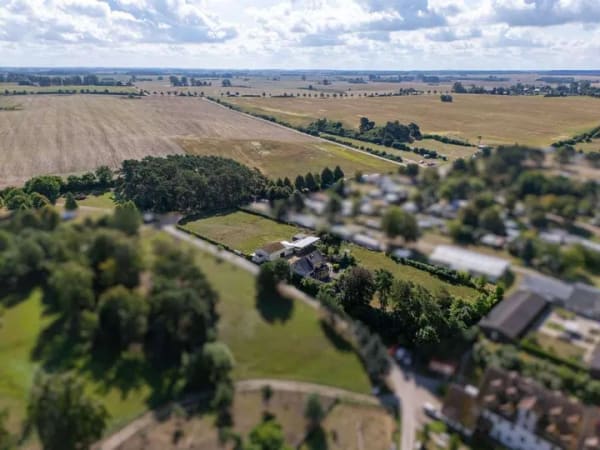 Immobilie in Meesiger - Großes Grundstück in Seenähe mit einem kleinen Bestandshaus und viel Erweiterungspotenzial - Bild 2