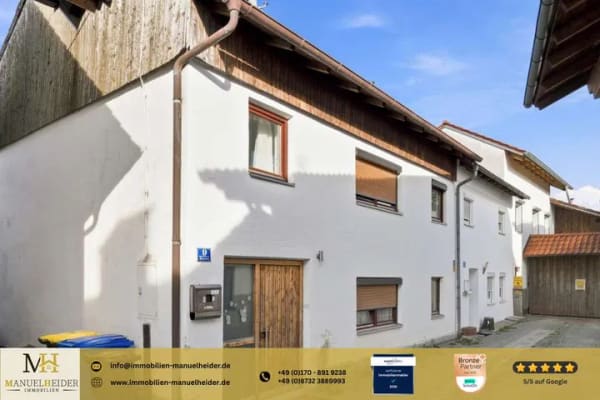 Immobilie in Gangkofen - Haus mit Entwicklungspotenzial – 4 Zimmer und 91 m² Wohnfläche in Gangkofen - Bild 0