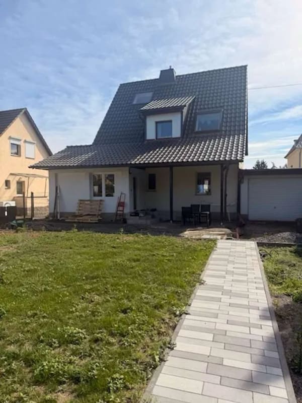 Immobilie in Klostermansfeld - Modernisiertes Einfamilienhaus mit Pool und Garage in Klostermansfeld - Bild 1