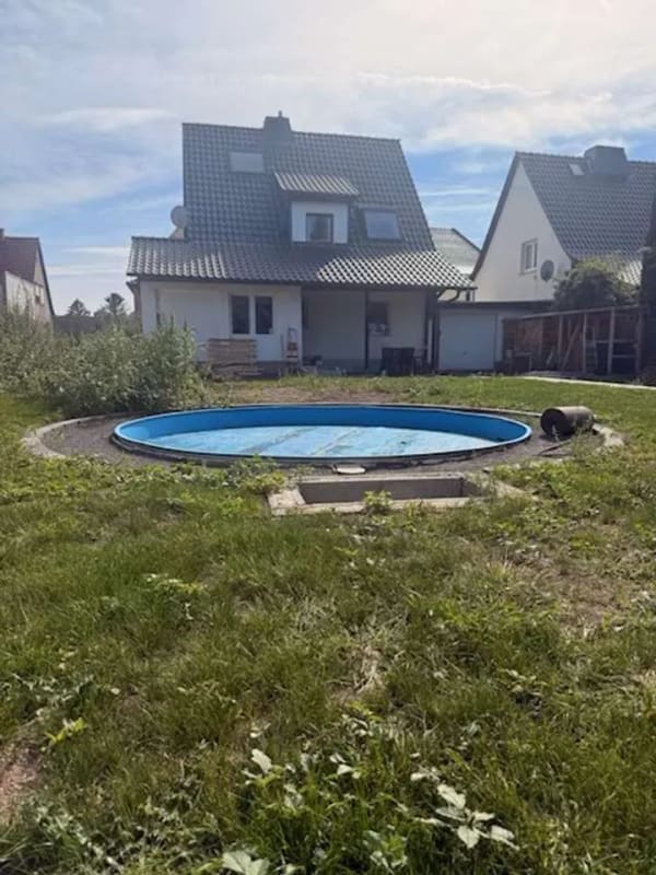 Immobilie in Klostermansfeld - Modernisiertes Einfamilienhaus mit Pool und Garage in Klostermansfeld - Bild 3