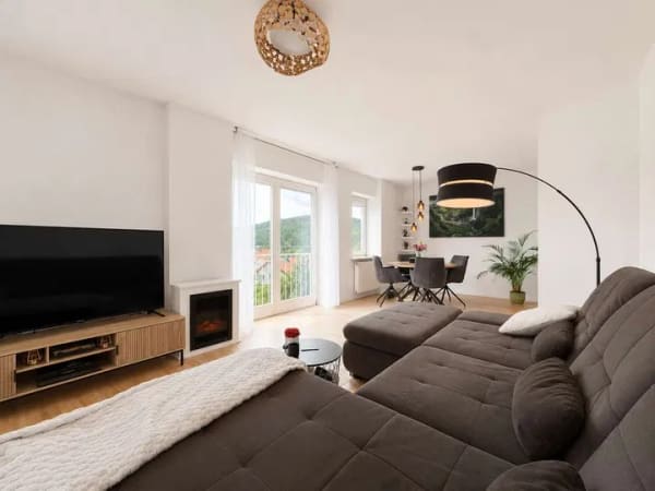Immobilie in Bad Salzschlirf - Moderne 3-Zimmer-Wohnung mit Ausblick in Bad Salzschlirf - Bild 0