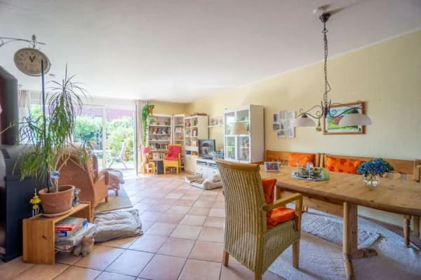 Immobilie in Hückeswagen - Gepflegtes Reihenhaus mit Terrasse und Garten in ruhiger Wohnlage von Hückeswagen - Bild 1