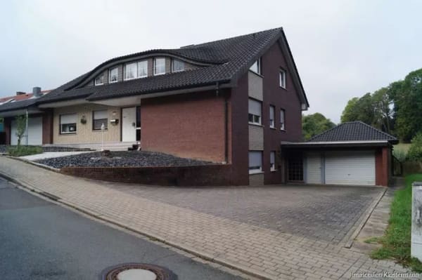 Immobilie in Georgsmarienhütte - Großzügiges Zuhause mit außergewöhnlichem Potenzial - 
ideal für Familien und Mehrgenerationen - Bild 2