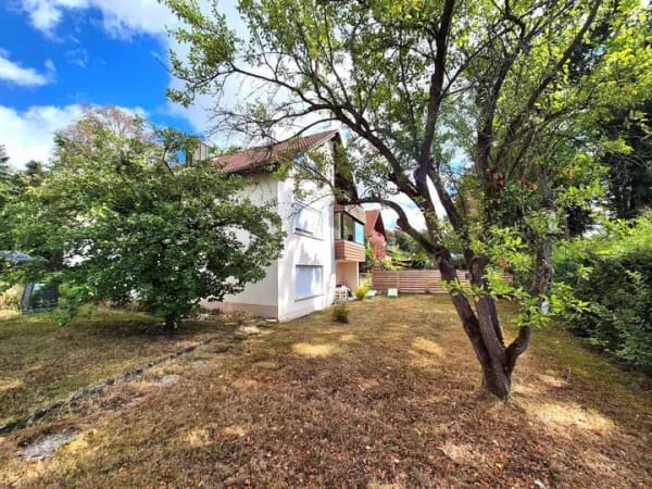 Immobilie in Künzell - Viel Platz für die ganze Familie – Attraktives Dreiparteienhaus mit großem Grundstück in Dirlos - Bild 0
