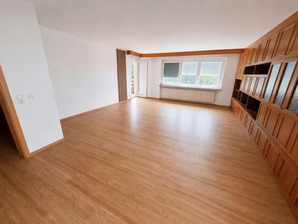 Immobilie in Künzell - Viel Platz für die ganze Familie – Attraktives Dreiparteienhaus mit großem Grundstück in Dirlos - Bild 4