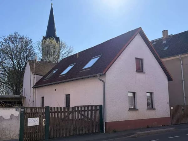 Immobilie in Markkleeberg - Zwischen Cospudener und Markkleeberger See – eigenes Haus mit Garten und Potenzial - Bild 1