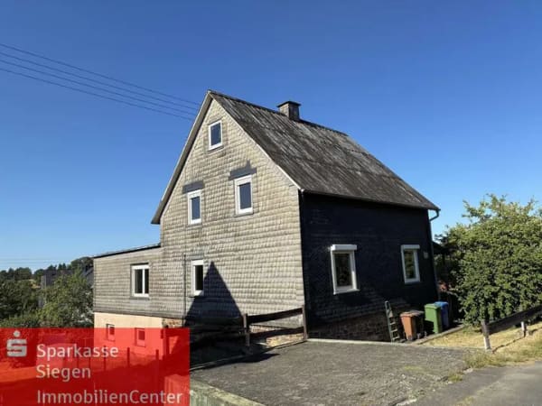 Immobilie in Wilnsdorf - Ein-/Zweifamilienhaus in beliebter Wohnlage von Wilnsdorf-Wilgersdorf - Bild 0