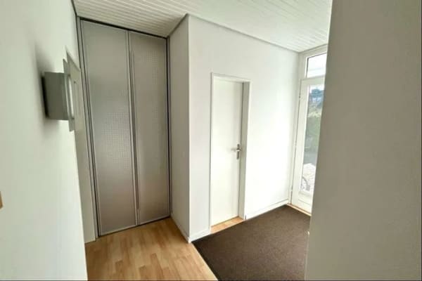 Immobilie in Groß Grönau - Gepflegte 3 Zimmer Erdgeschosswohnung mit Gartenanteil in Groß Grönau - Bild 1