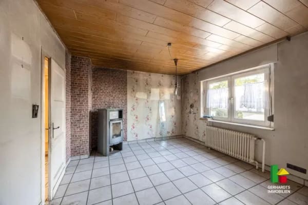 Immobilie in Brüggen - Viel Platz für große Pläne: Haus zum Anpacken und Ankommen auf 1.590 m² Grundstück. Jetzt ansehen! - Bild 3