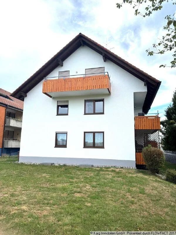 Immobilie in Dauchingen - Gepflegtes Mehrfamilienhaus mit sonnigem Grundstück - Bild 2